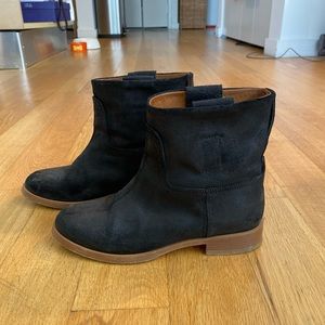 Rag & Bone Holly Suede Ankle Booties (black)
